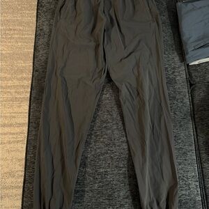 lululemon athletica Men's Charcoal Joggers S 29” inseam
